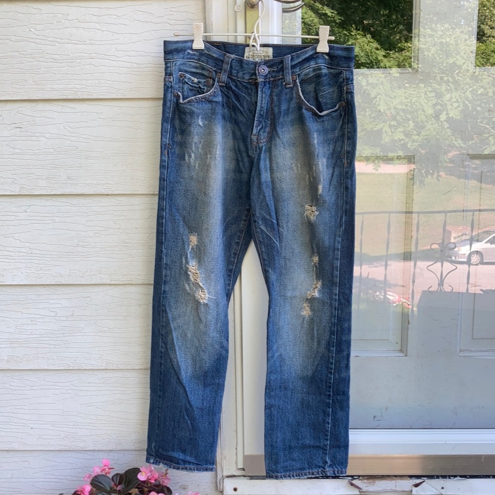 Aeropostale Men’s Essex Straight Leg Jeans
